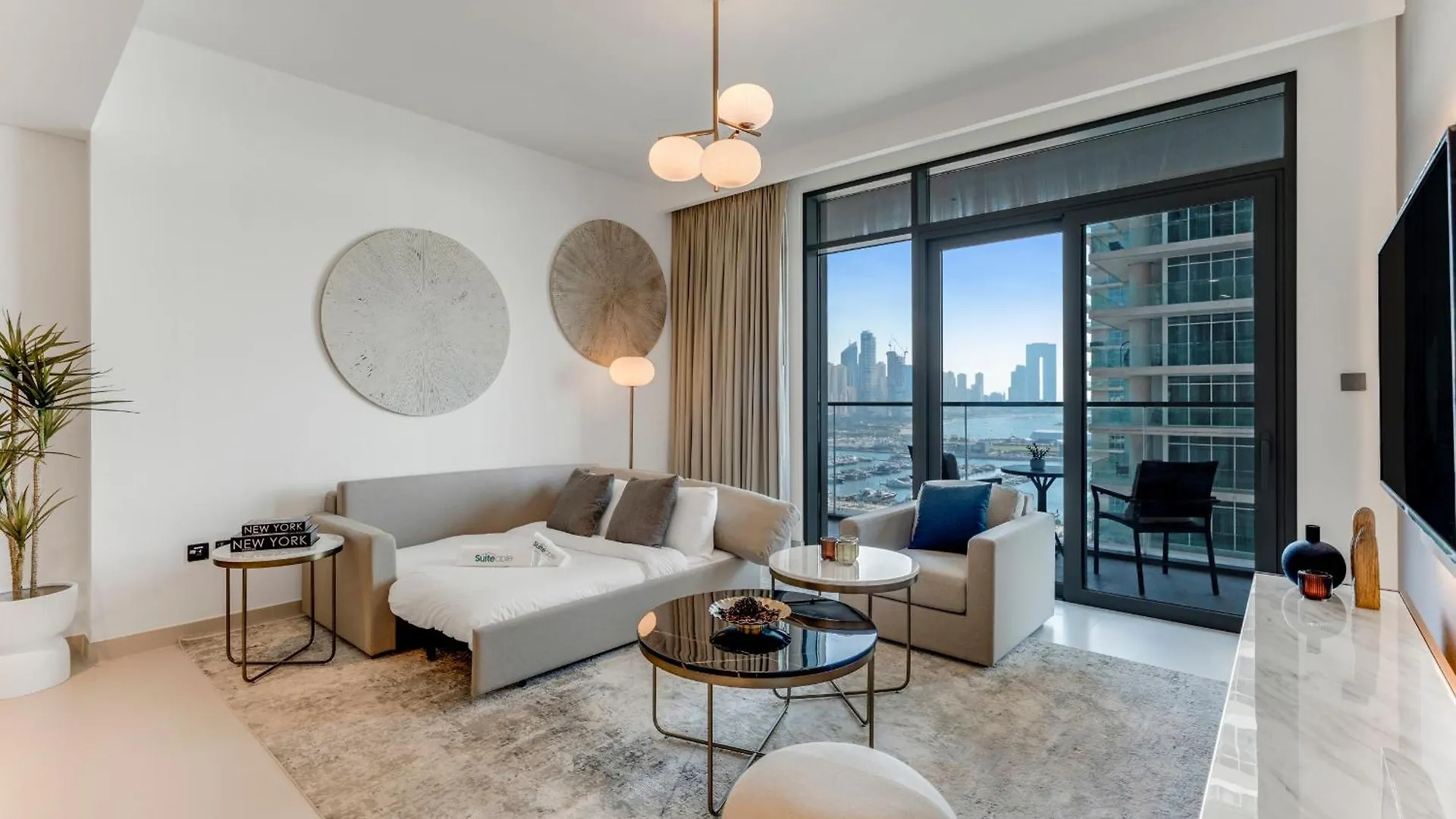 Coastal Chic 1 Bedroom Apartment W Private Beach Dubai