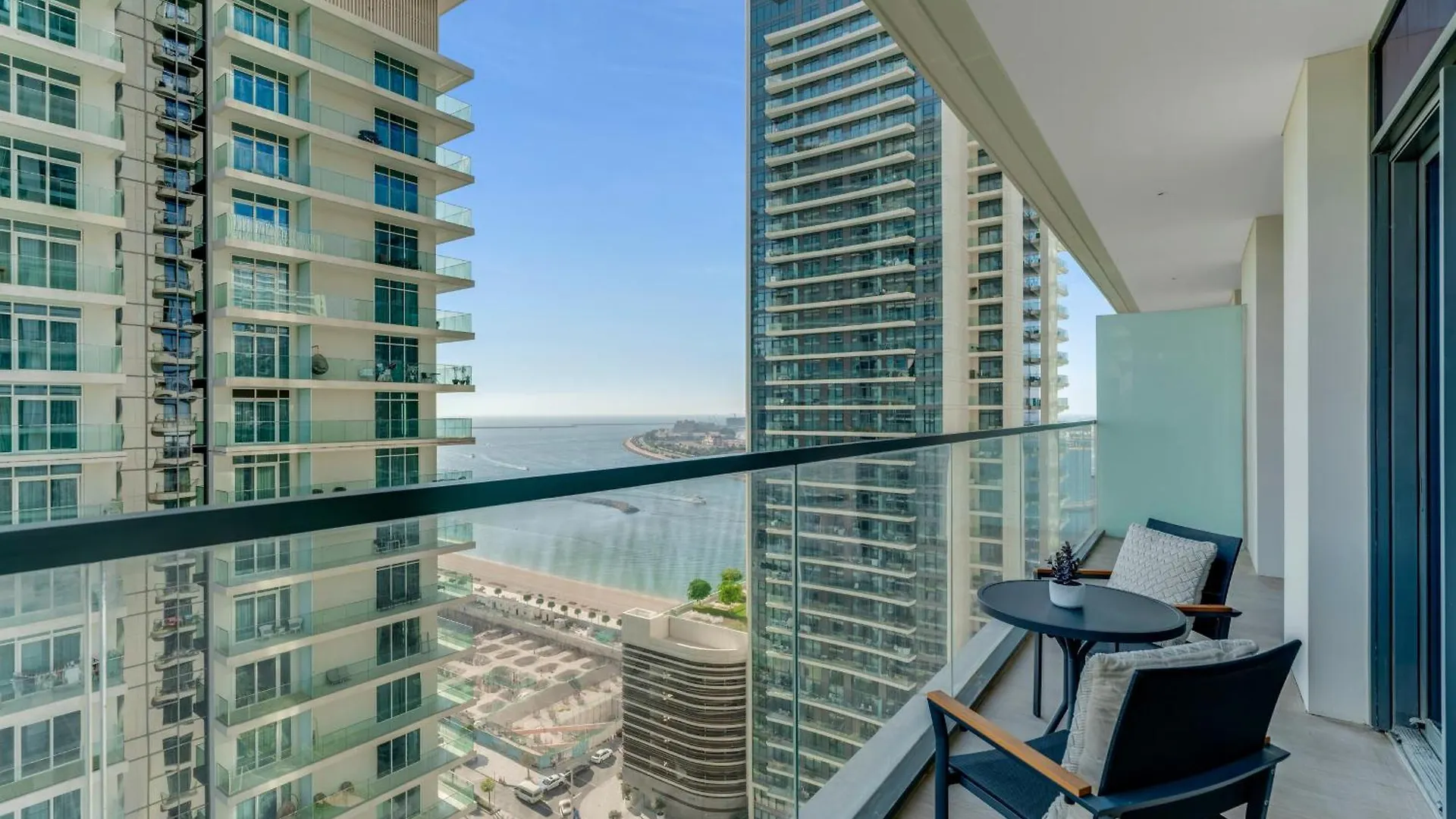 Coastal Chic 1 Bedroom Apartment W Private Beach Dubai
