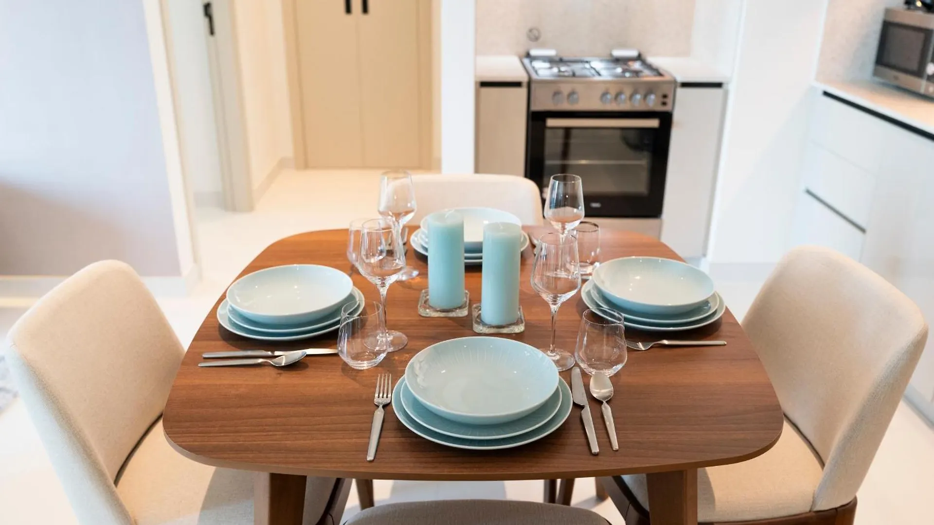 Coastal Chic 1 Bedroom Apartment W Private Beach Dubai